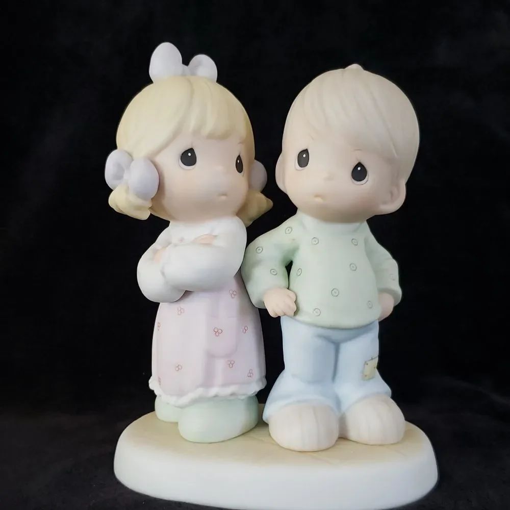 Precious Moments "Sometimes You're Next To Impossible" Figurine #530964 (1996)